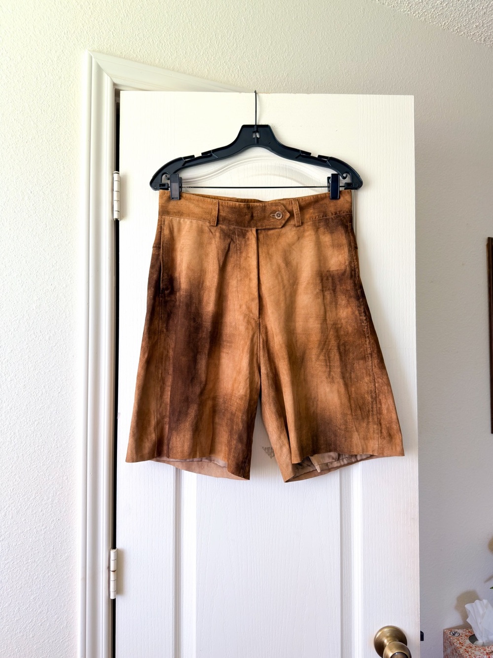 Nigel Preston Lambskin Suede Distressed Shorts Brown Small EUC